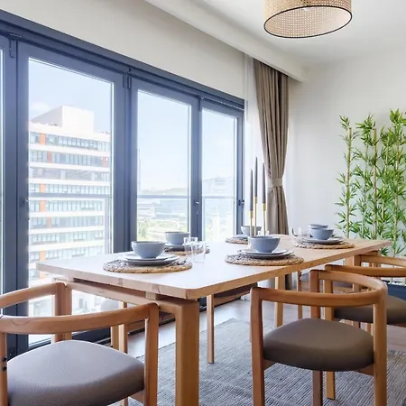 Avangart By Newinn Apartment *