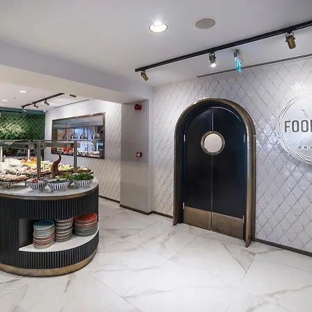 Vogue Supreme Hotel