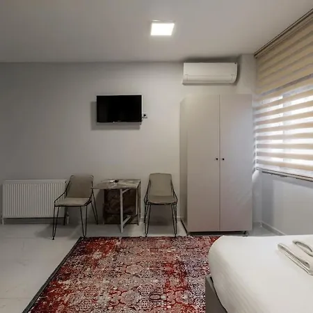 Cozy & Comfy Studio At Beyoglu - 62 Апартаменты Стамбул