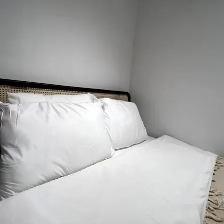 Apartment Cozy 2br Renovated 1 Min To Metro *