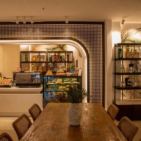 Hotel Le Mirage 4*