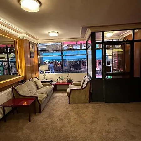 Hotel Kaya Est 1985