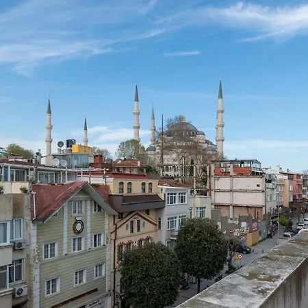 Hagiasophia House Appartamento *