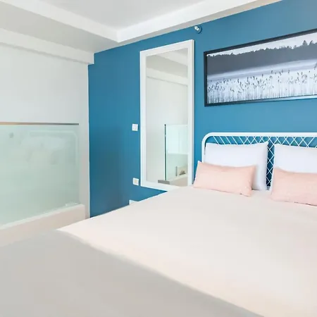 Appartamento Cozy Loft With Skyline View In Modern *