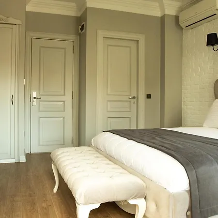 Louis 4* Istanbul