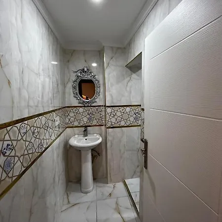 Enes & Suites *