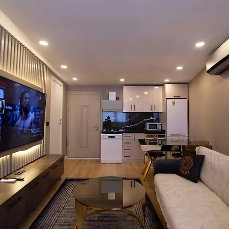 Secret Apart Apartment *