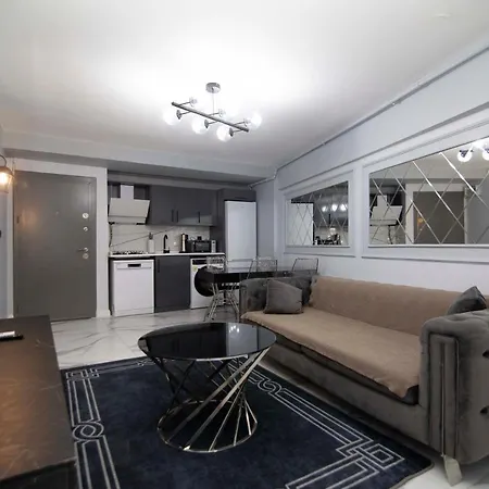 Secret Apart Apartment *