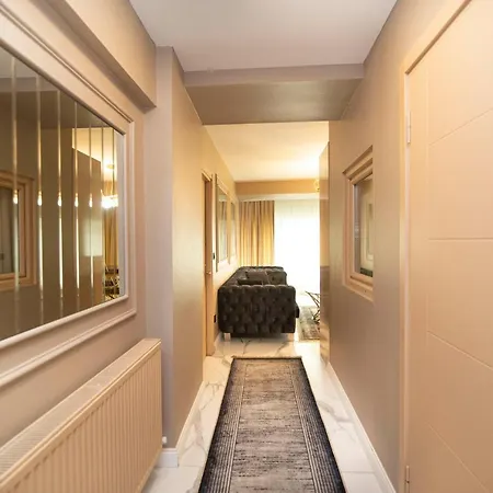 Apartment Secret Apart *