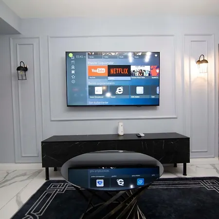 Secret Apart Apartment