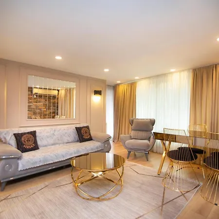 Secret Apart Apartment *