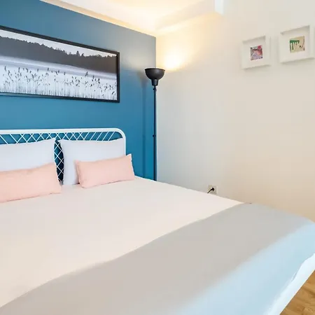 Appartamento Cozy Loft With Skyline View In Modern *