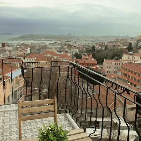 Louis 4* Istanbul
