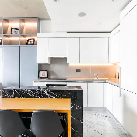 Chic And Scenic Studio Flat In Sisli 伊斯坦布尔