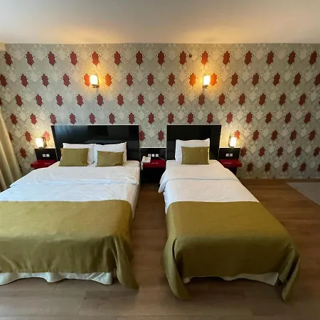 Era Palace Hotel
