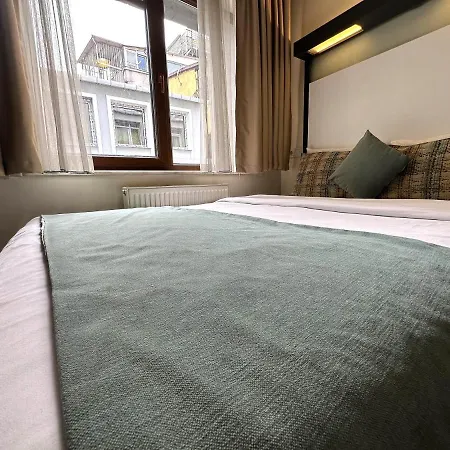 Hotel Hotels And Suites Platine