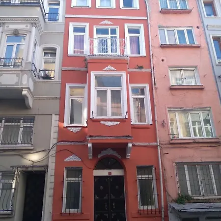 Roz No 39 Istanbul