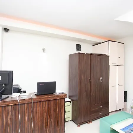 Mio Hotel 3*