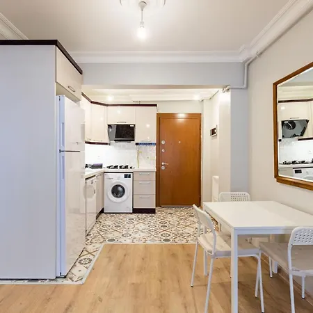 Lovely Flat Near Metro Station In Sisli Apartment Istanbul