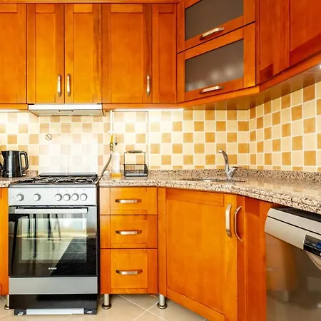 Comfy Flat Near Popular Attractions In Sisli *