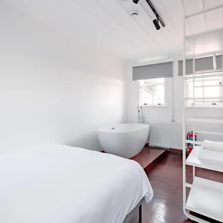 Homie - Quadruplex Townhouse In Historical Peninsula Apartment