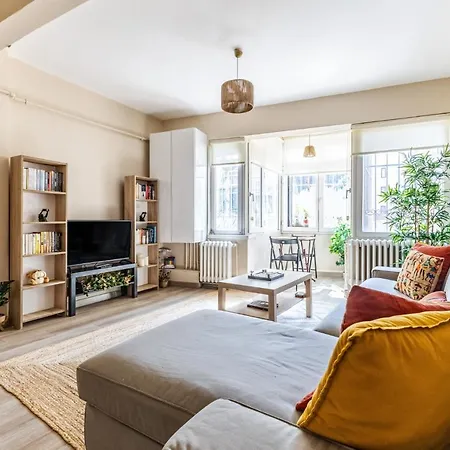 Apartment Spacious And Stylish Flat Near Taksim In Sisli *