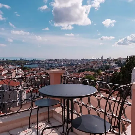 Homie - Turna Residences In Cihangir Daire İstanbul