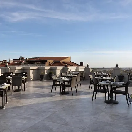 Mercure Bomonti Hotel 5*