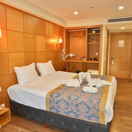 Hotel Cumbali Plaza 3*