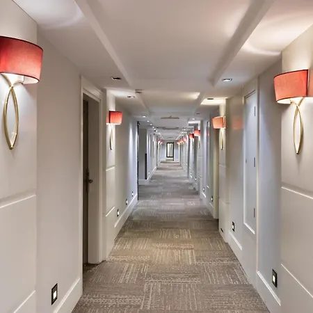 Mercure Bomonti Hotel 5*