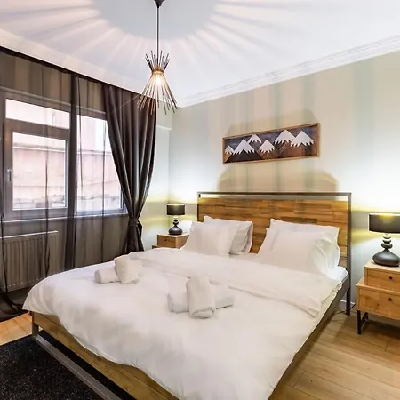 Daire Modern And Well Designed Near Public Transportation In Maltepe İstanbul