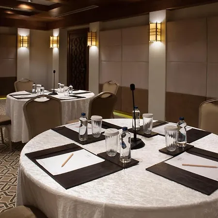 Mercure Bomonti Hotel 5*