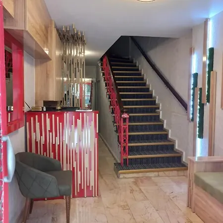 Nagehan Old Hotel