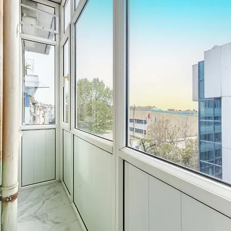 Modern Stylish Cozy Flat In The Heart Of Kadikoy 伊斯坦布尔