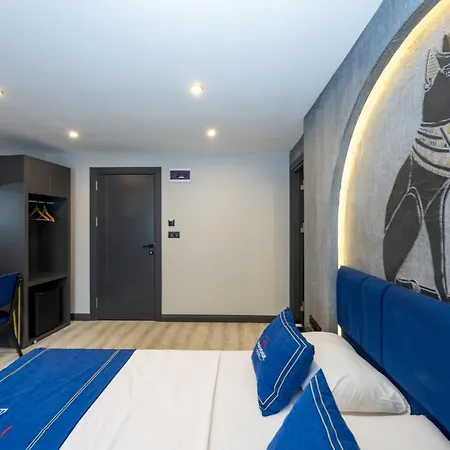 Istanbul Paradise Hotel