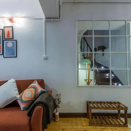 4-story Gem In Cihangir - 5 Bedroom & Cute Rooftop