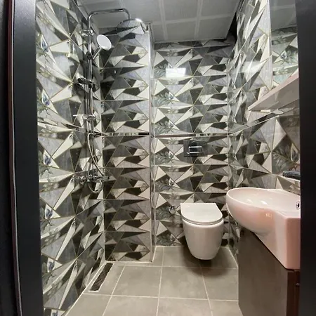 Hotel Taksim La Perla