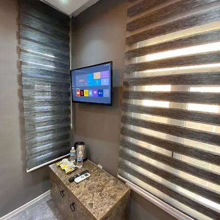 Hotel Taksim La Perla