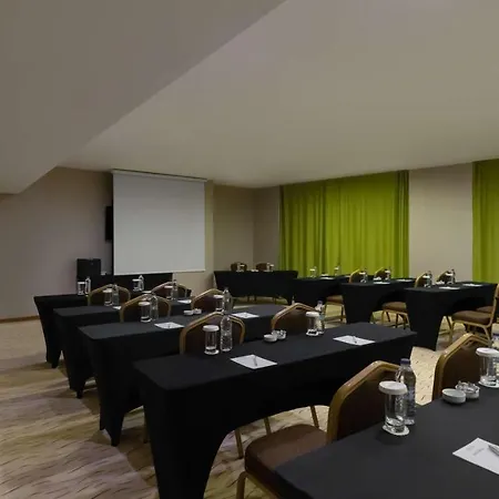 Hotel Park By Radisson Kavacik 4*