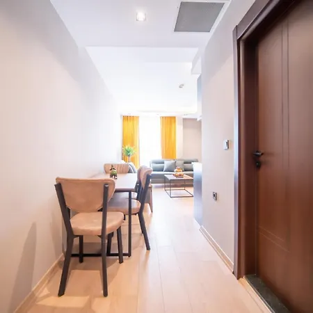 Garden Apartment