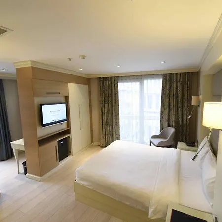 Hotel Le Mirage 4*
