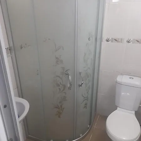Bereket Traveler Hotel 3*