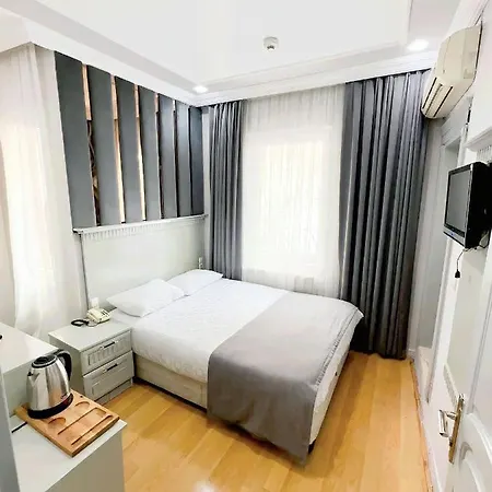Hotel Grand Hurriyet *