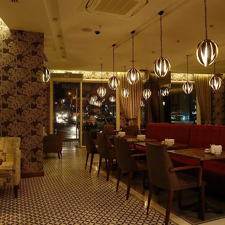 Le Mirage