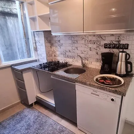 2 Bedroom - In The Hearth Of Kadikoey アパート イスタンブール