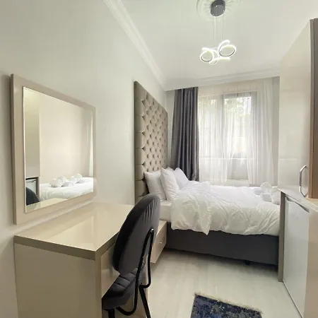 New Studio 1 Min To Trump Mall And Metro In Sisli * Istanbul