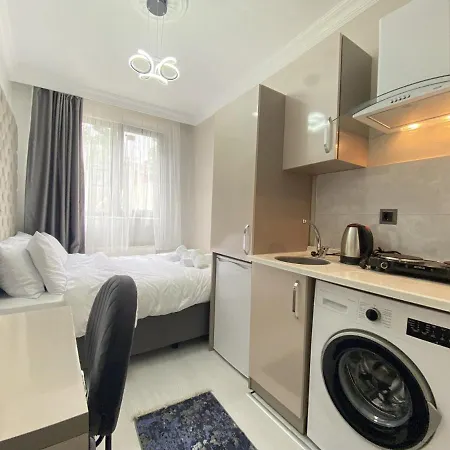 New Studio 1 Min To Trump Mall And Metro In Sisli Apartment Istanbul