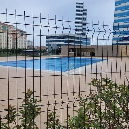 5 Etoiles 1+1 Avec Piscine *