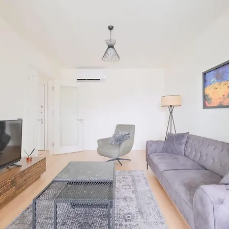 Avangart By Newinn Apartment *