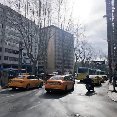 In The Heart Of Taksim * イスタンブール